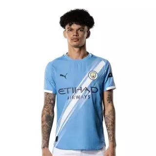 نيكو أورايلي