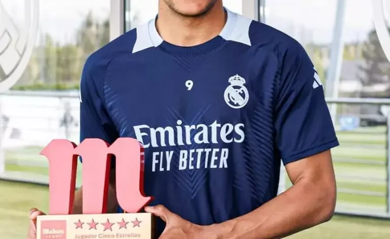 النجم الفرنسي كيليان مبابي أفضل لاعب في ريال مدريد