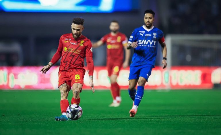 الهلال ضد القادسية