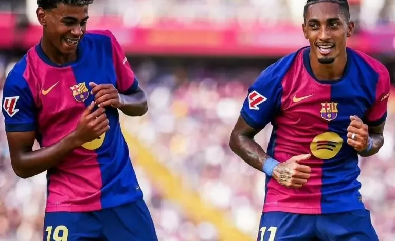 برشلونة يتوج بلقب الليجا 2025