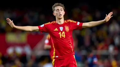 ريال مدريد يتعاقد مع دين هويسين