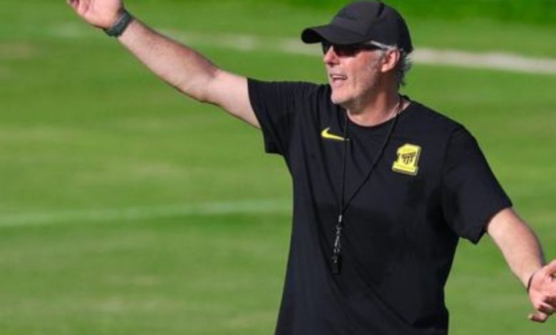 لوران بلان مدرب الاتحاد