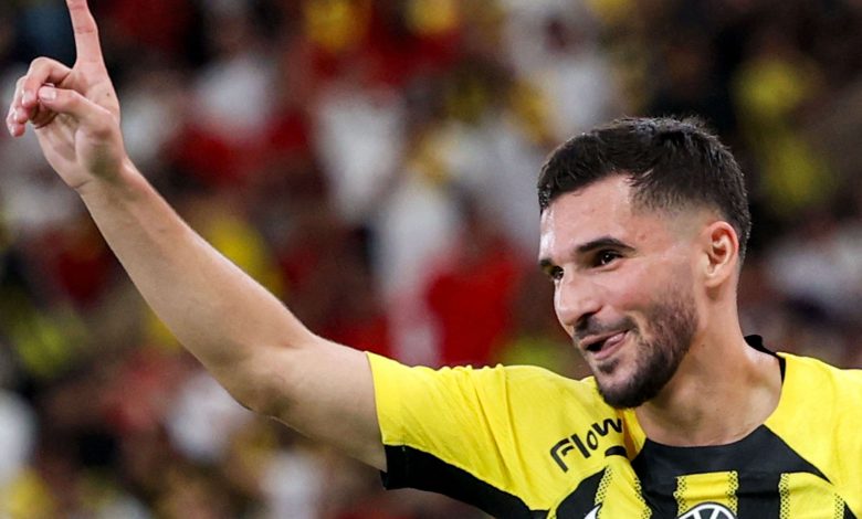 حسام عوار لاعب نادي الاتحاد