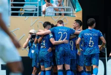 الهلال خط الوسط