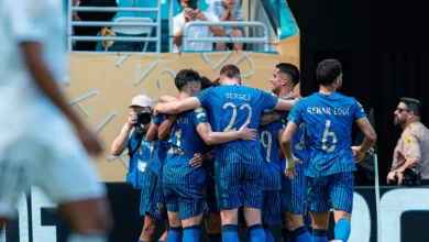 الهلال خط الوسط