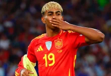 الإسباني لامين يامال نجم برشلونة والمنتخب الإسباني