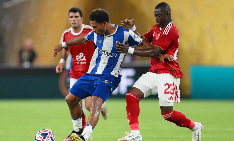 الأهلي يرفض عرض الحزم بشأن أليو ديانج ويؤكد بقاءه. تعرف على تفاصيل الرد الرسمي وأسباب تمسك الأهلي باللاعب.