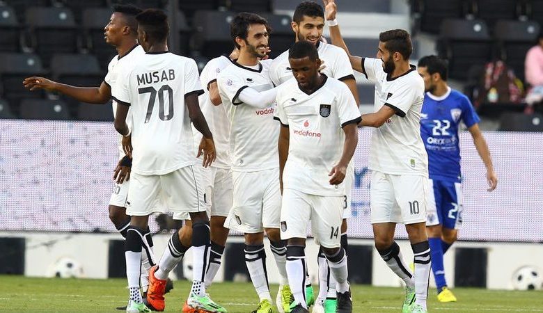 السد القطري يستضيف الوداد المغربي في مباراة ودية على كأس الأحرار. تعرف على استعدادات الفريقين واللاعبين المشاركين.