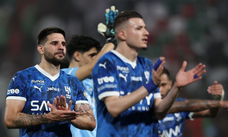 تحليل لخيارات الهلال في مركز رأس الحربة: من أوسيمين إلى النصيري.. تعرف على آخر التطورات في سوق الانتقالات.