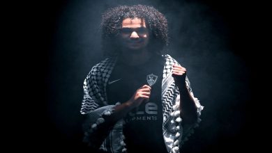 آدم كايد يوقع للزمالك ويؤكد أن اللعب للفريق كان حلم العائلة. تعرف على تفاصيل الصفقة وطموحات اللاعب في القلعة البيضاء.