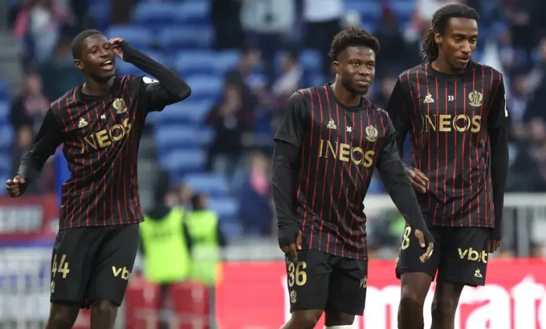 الدحيل يضم دومبويا