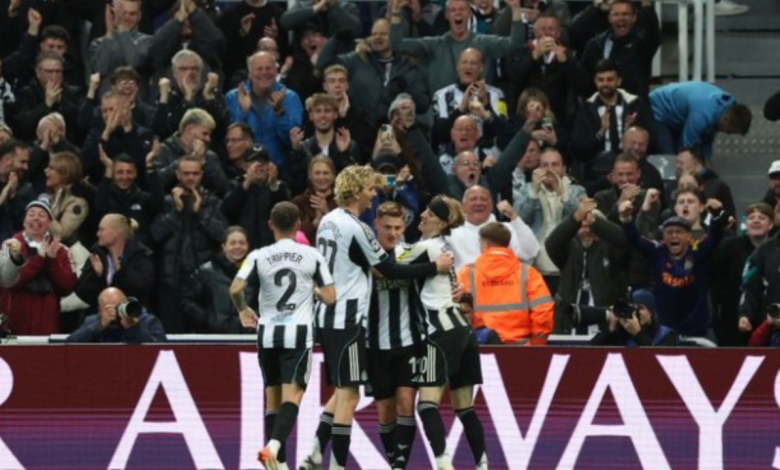 نيوكاسل ضد بنفيكا