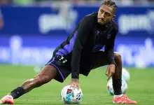 رافينيا يغيب عن تدريبات برشلونة قبل الكلاسيكو 4 GettyImages 2237585212.jpg