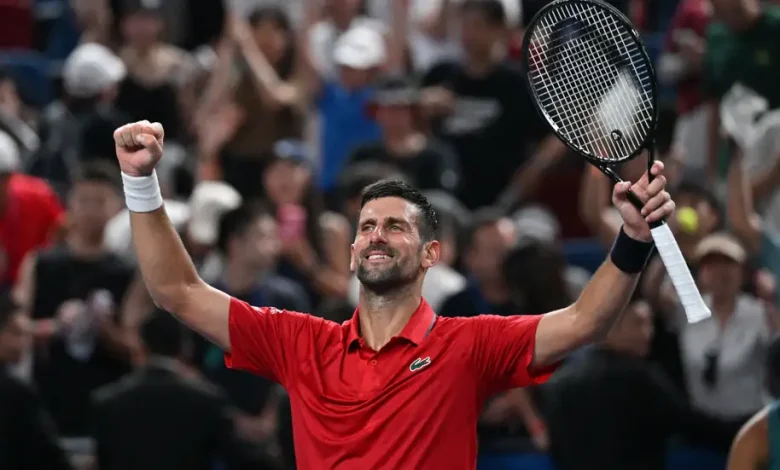 ديوكوفيتش يقهر الإصابة والرطوبة ويتأهل لربع نهائي شنغهاي ماسترز 1 ديوكوفيتش يتأهل لربع نهائي شنغهاي