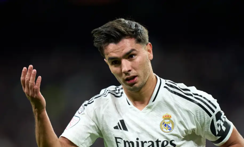 تجديد عقد إبراهيم دياز