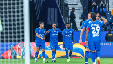 الهلال ضد الخليج