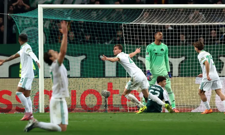 بالفيديو باناثينايكوس ضد روما تعادل من فم الأسد يؤهل الذئاب للثمن نهائي 1 باناثينايكوس ضد روما