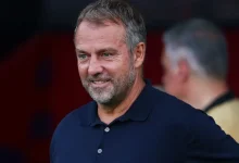 هانز فليك يؤكد على وحدة عائلة برشلونة وتجاهله لضجيج المنافسين 5 هانز فليك برشلونة