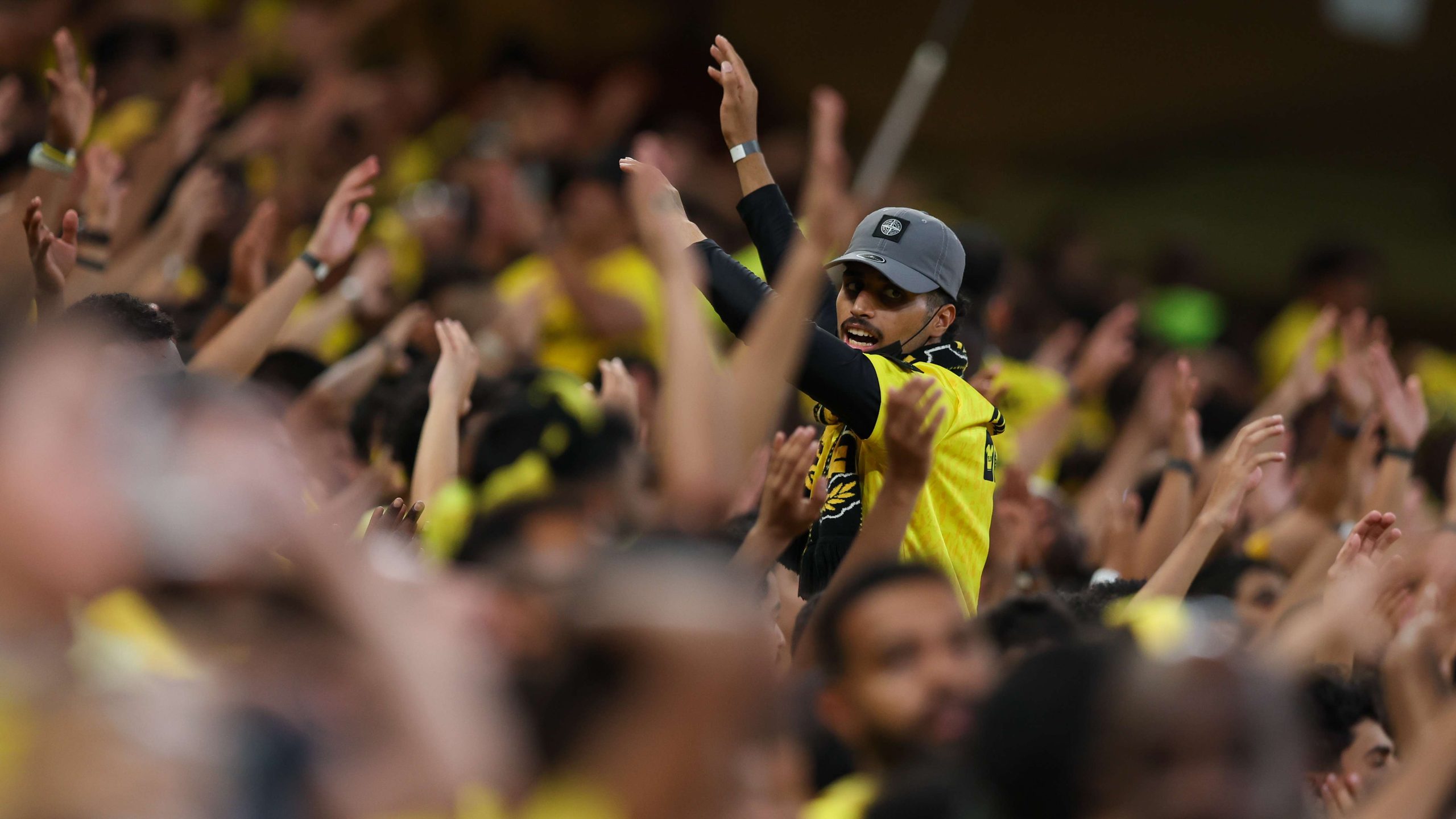 دراما الجوهرة المشعة: النصيري وكادش يقتنصان فوزًا ثمينًا للاتحاد على الفيحاء في دوري روشن