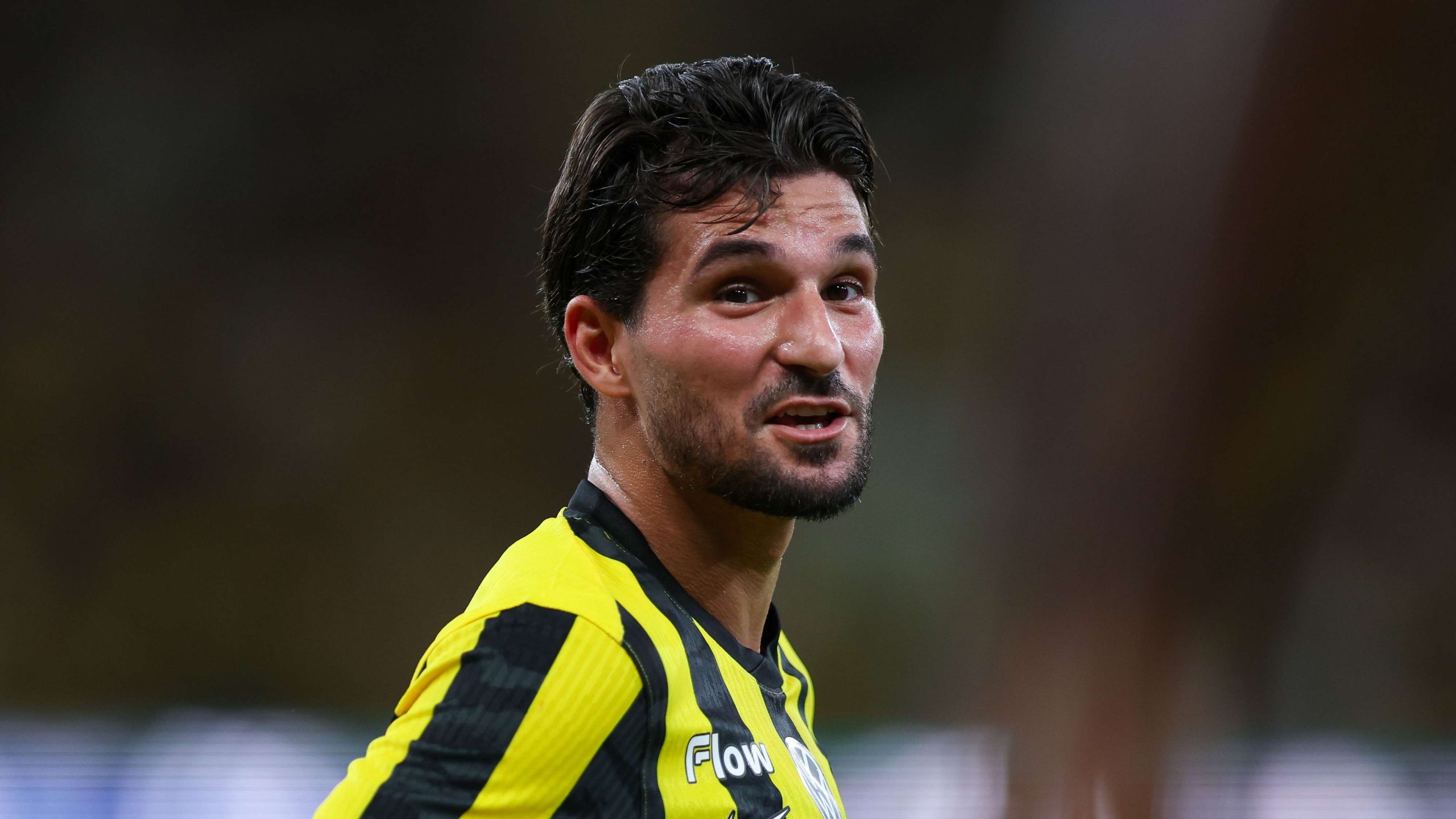 حسام عوار يخطف الأضواء ويتصدر هدافي دوري أبطال آسيا للنخبة : قصة تألق