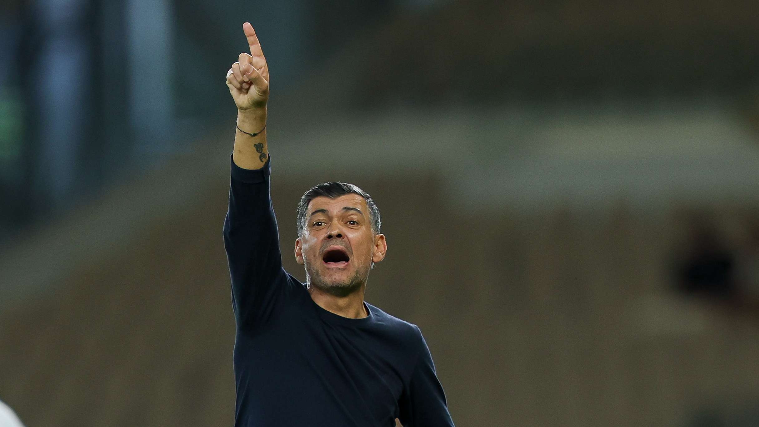 كونسيساو يكشف المستور: ما الفرق بين دوري روشن السعودي ودوري أبطال آسيا للنخبة؟ وهل الاتحاد قادر على المنافسة؟