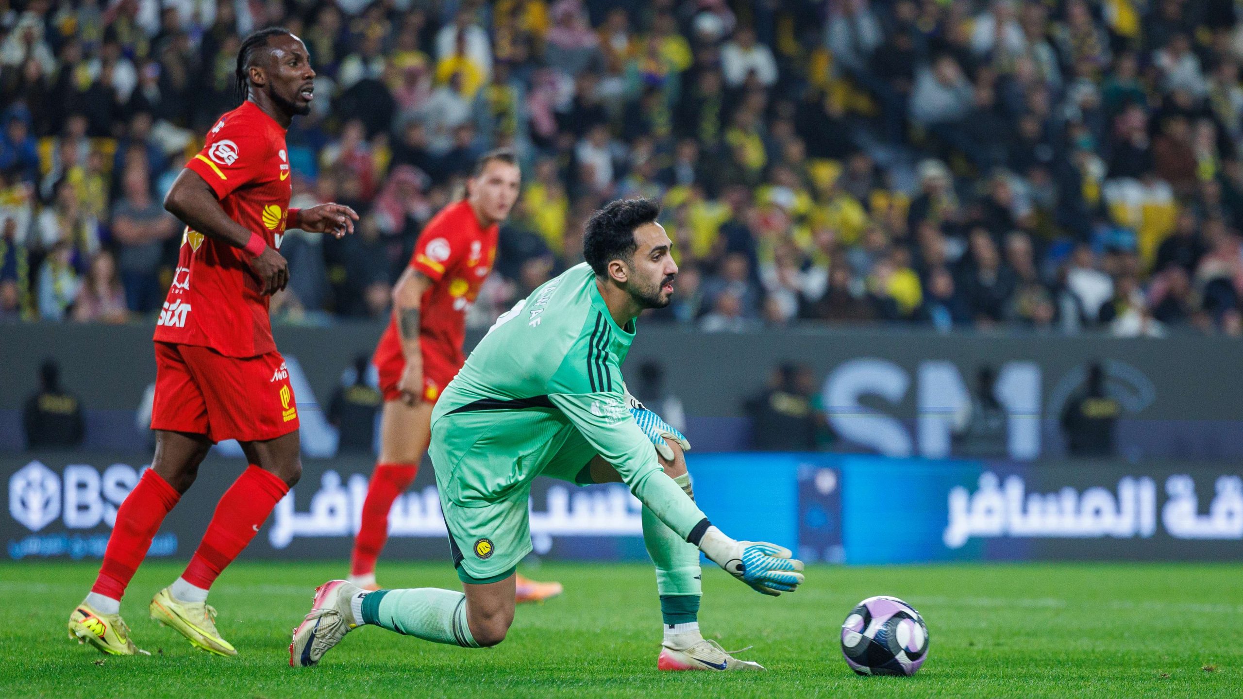 بالفيديو خميس ينتقد بشدة العقيدي: أخطاؤه كارثية وجيسوس اتخذ القرار الصائب!