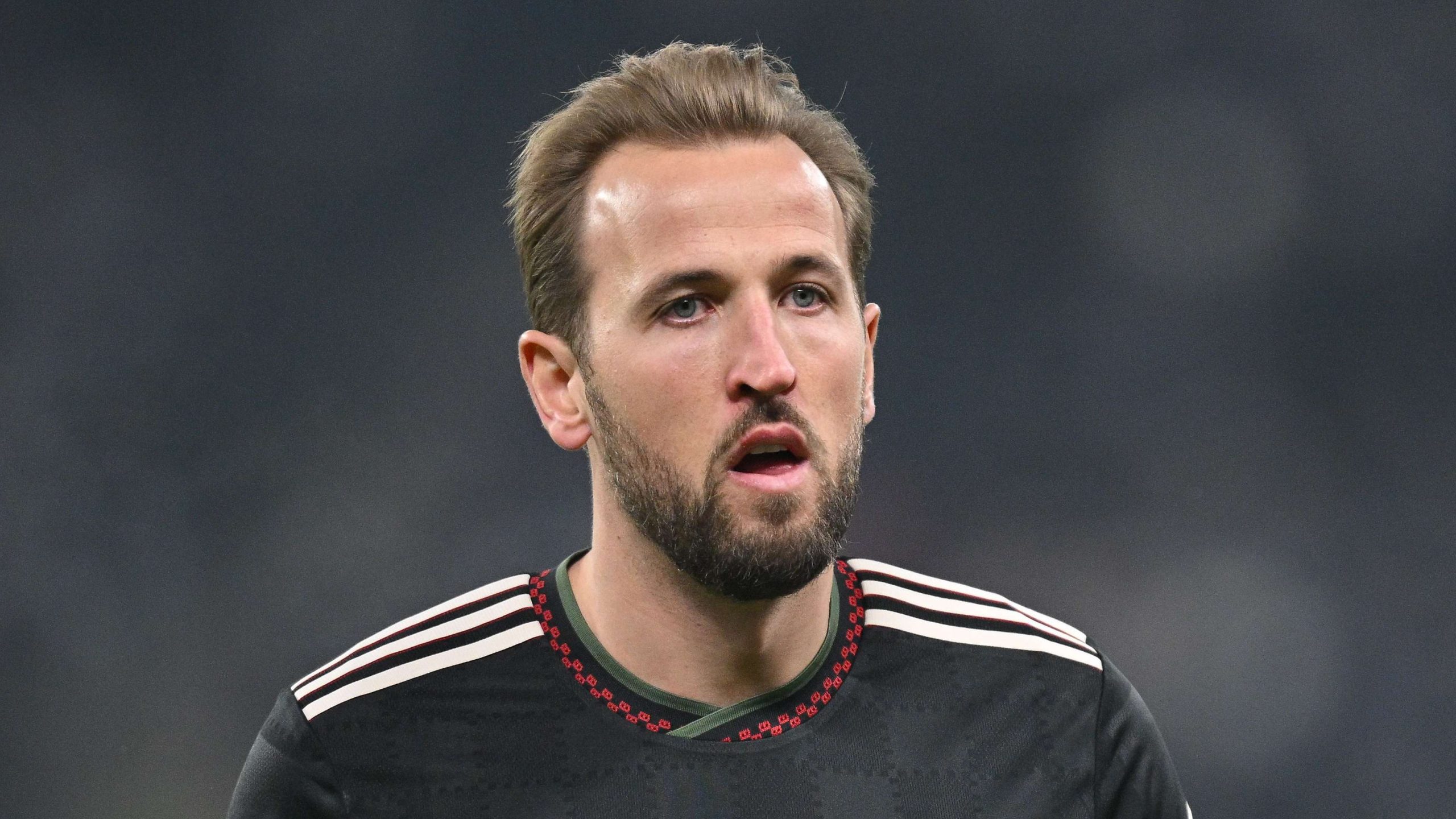 هاري كين وبرشلونة: خطة تشافي فيلاخوانا لتدعيم الهجوم الكتالوني