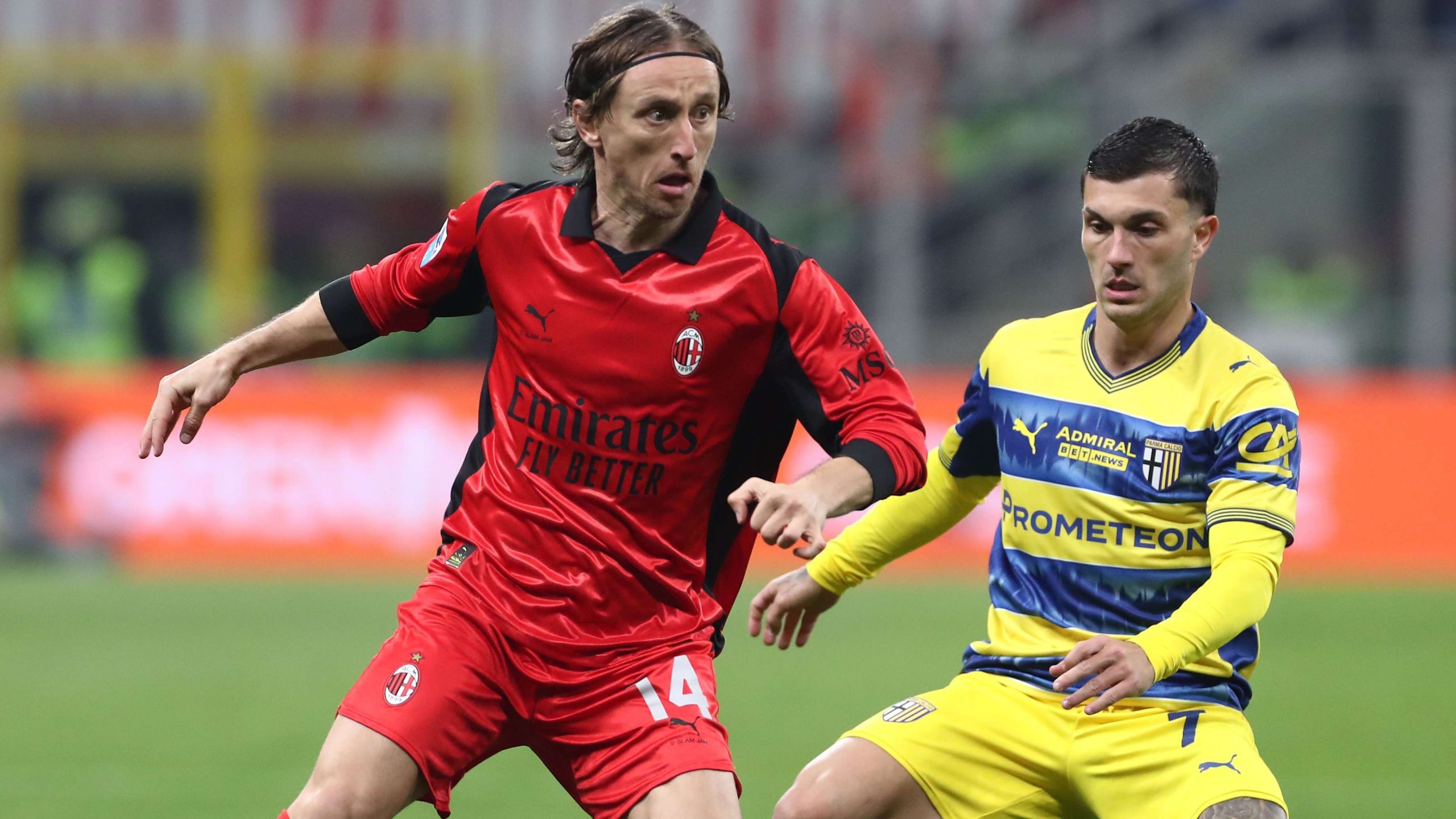 مستقبل لوكا مودريتش مع ميلان.. هل تقترب رقصة المايسترو الأخيرة؟