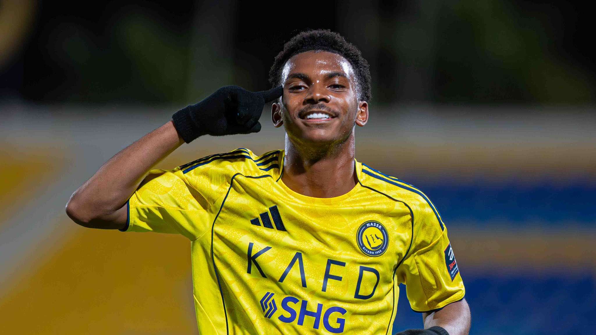 سعد حقوي يتوج بجائزة الأفضل في فبراير ويقود النصر للتوهج