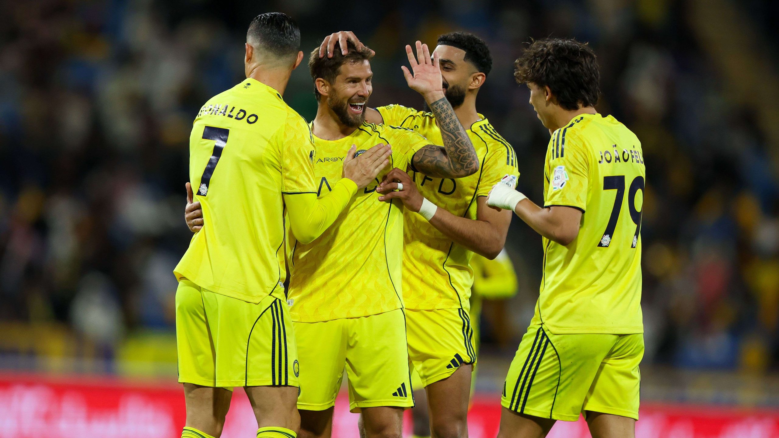 صدارة دوري روشن تتزين برقم تاريخي للنصر بعد خماسية النجمة