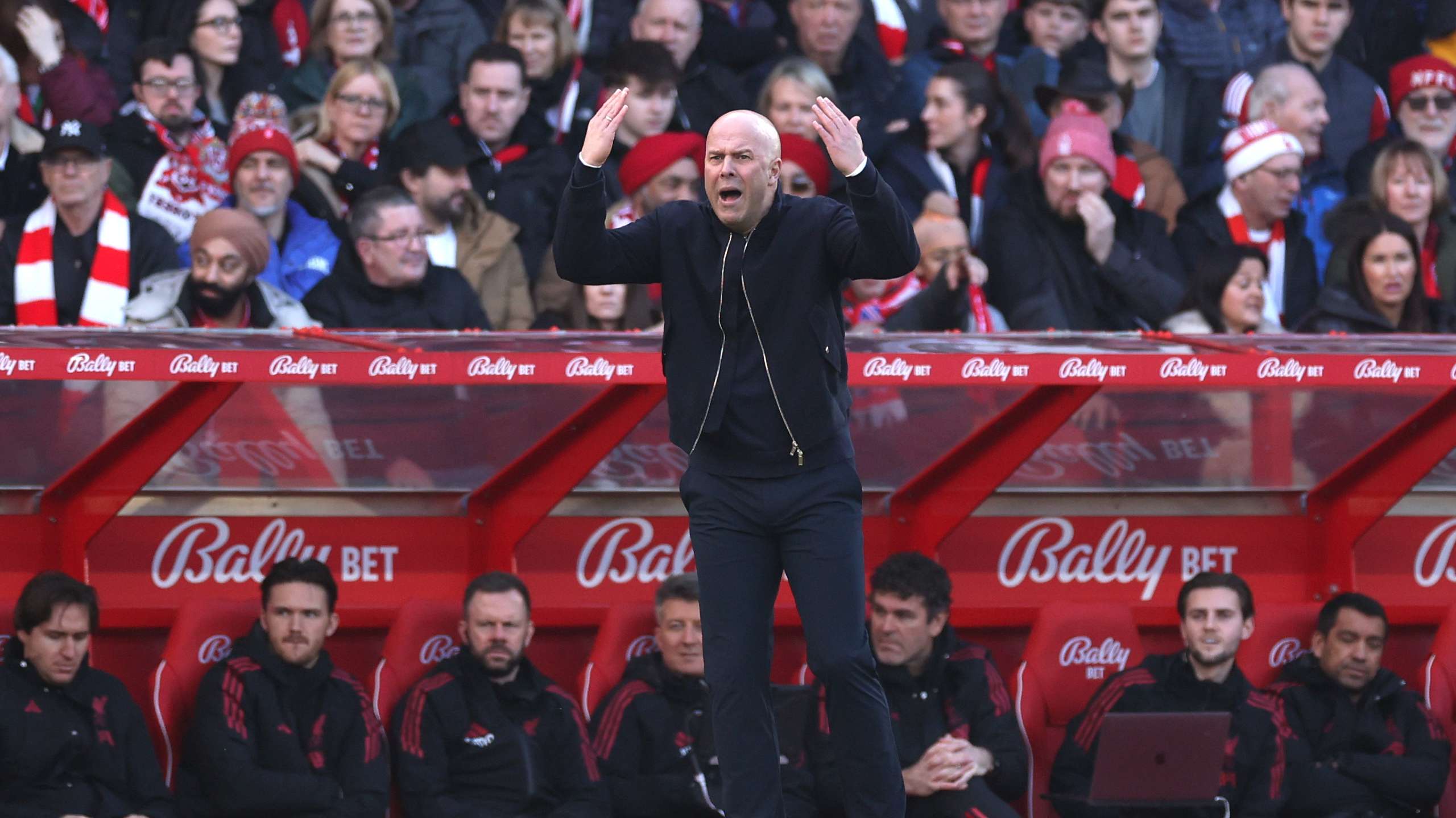 أزمة أستون فيلا المالية تفتح أبواب ميركاتو ليفربول لضم روجرز