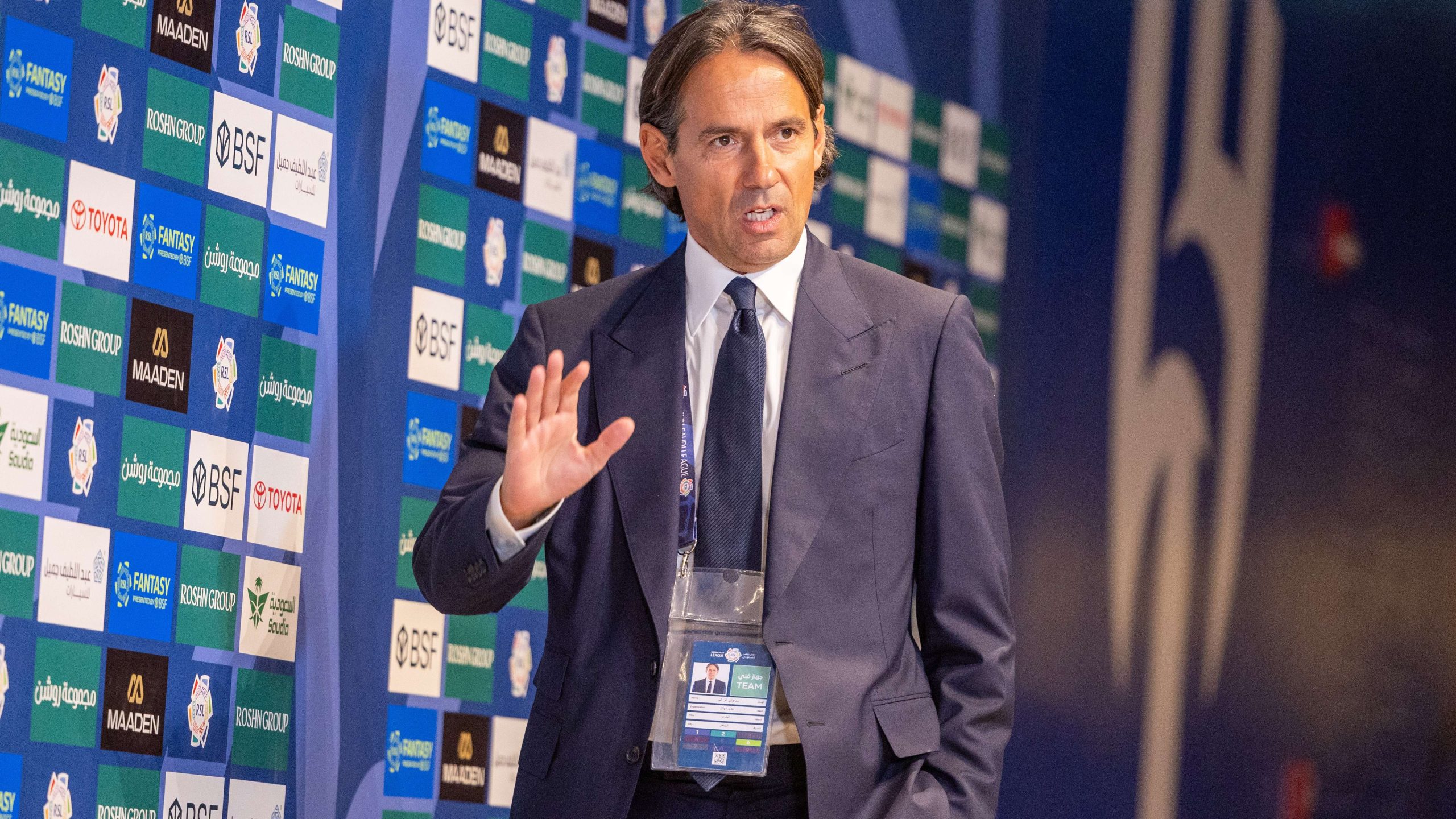 تشكيلة الهلال ضد الشباب: إنزاجي يطيح بسالم الدوسري في مفاجأة مدوية