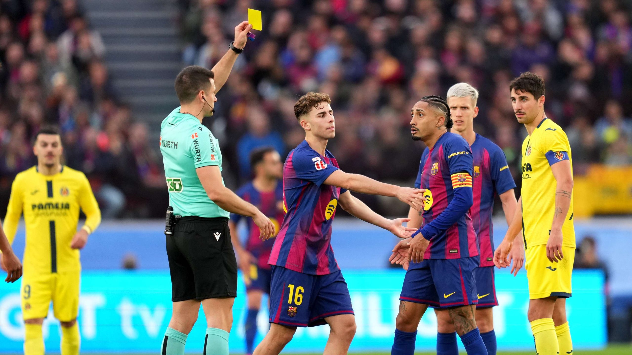 برشلونة يكتسح فياريال برباعية في ليلة توهج لامين يامال والجدل التحكيمي