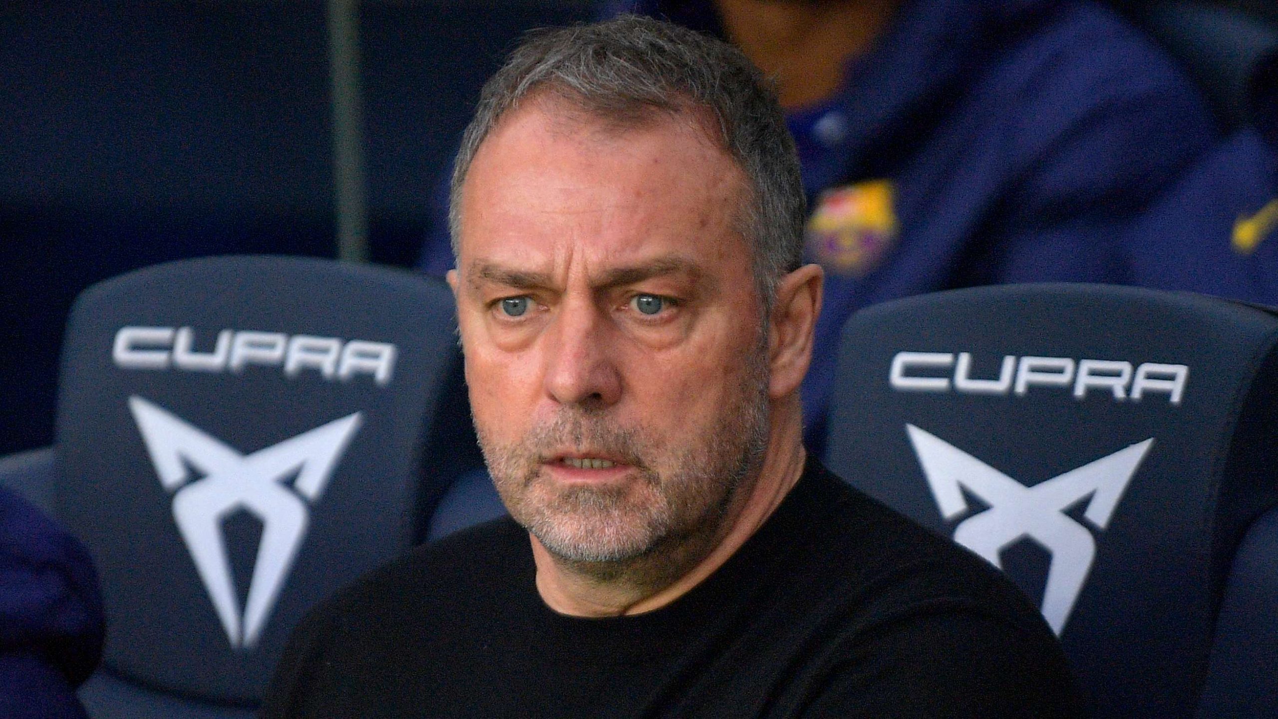 هانز فليك مع برشلونة يحطم أرقام بيب جوارديولا في ليلة مئوية تاريخية