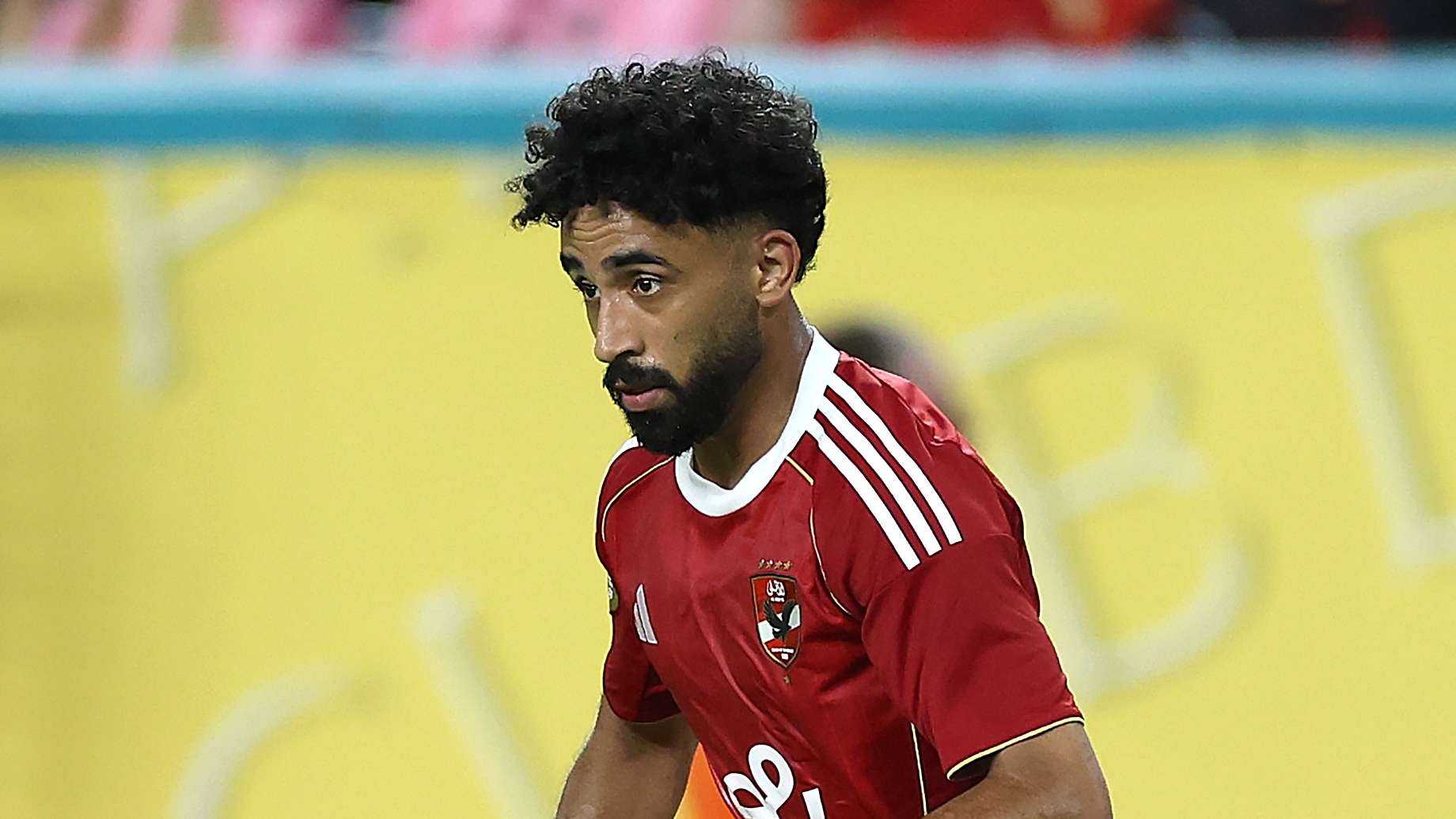 مروان عطية نجم الأهلي يفجر المفاجآت: ميسي خذلني والشناوي الأفضل!