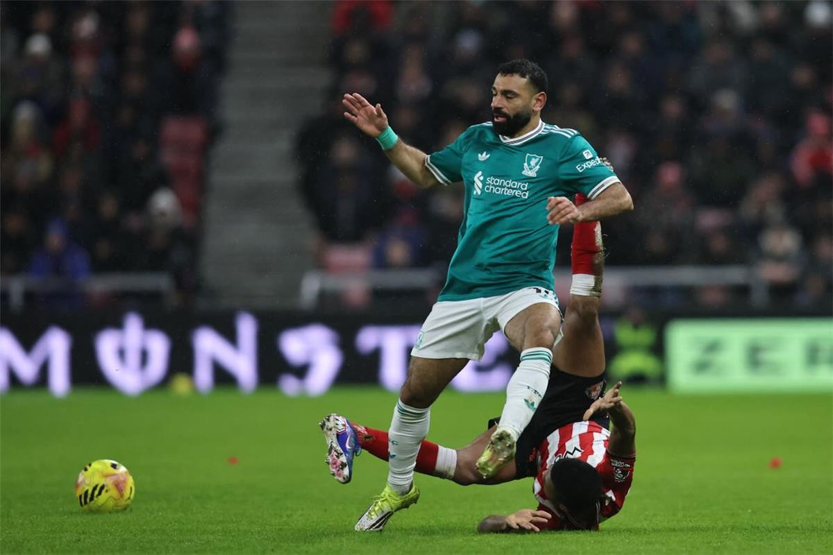 هامان يكشف الأسرار: وجهة محمد صلاح الأوروبية المحتملة ومستقبله بعيدًا عن السعودية