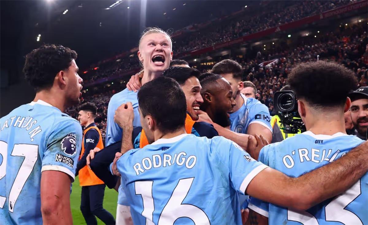 الكشف الرسمي عن تشكيل مانشستر سيتي اليوم كأس الاتحاد الإنجليزي لمواجهة سالفورد وموقف عمر مرموش