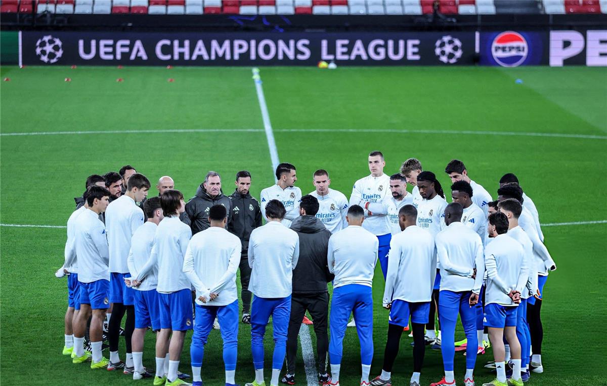 تعزيزات حاسمة: جاهزية دفاع ريال مدريد لمواجهة بنفيكا ترفع المعنويات الملكية