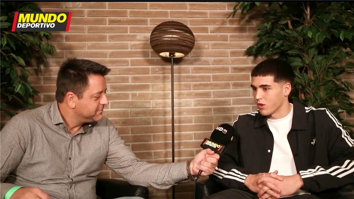 باو كوبارسي: نظرة عميقة على استراتيجية دفاع برشلونة وتعزيزاته المستقبلية