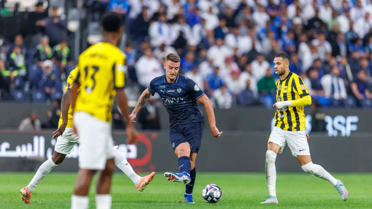 فيديو الهلال ضد الاتحاد: تعادل بطعم الخسارة يهدي الصدارة للنصر