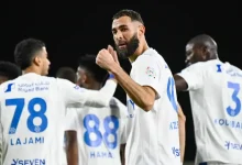 الأخدود ضد الهلال