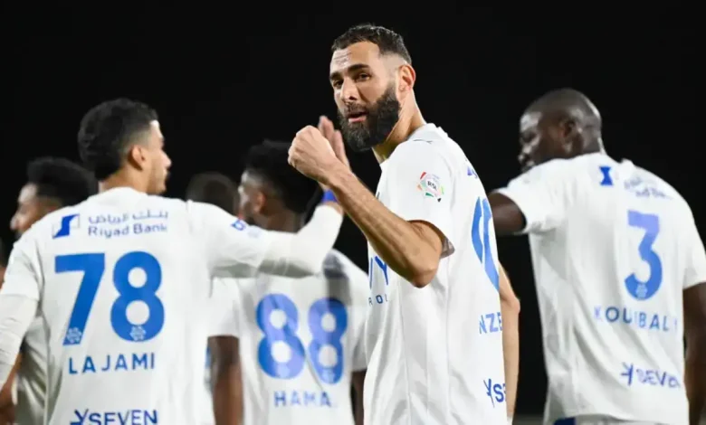 الأخدود ضد الهلال