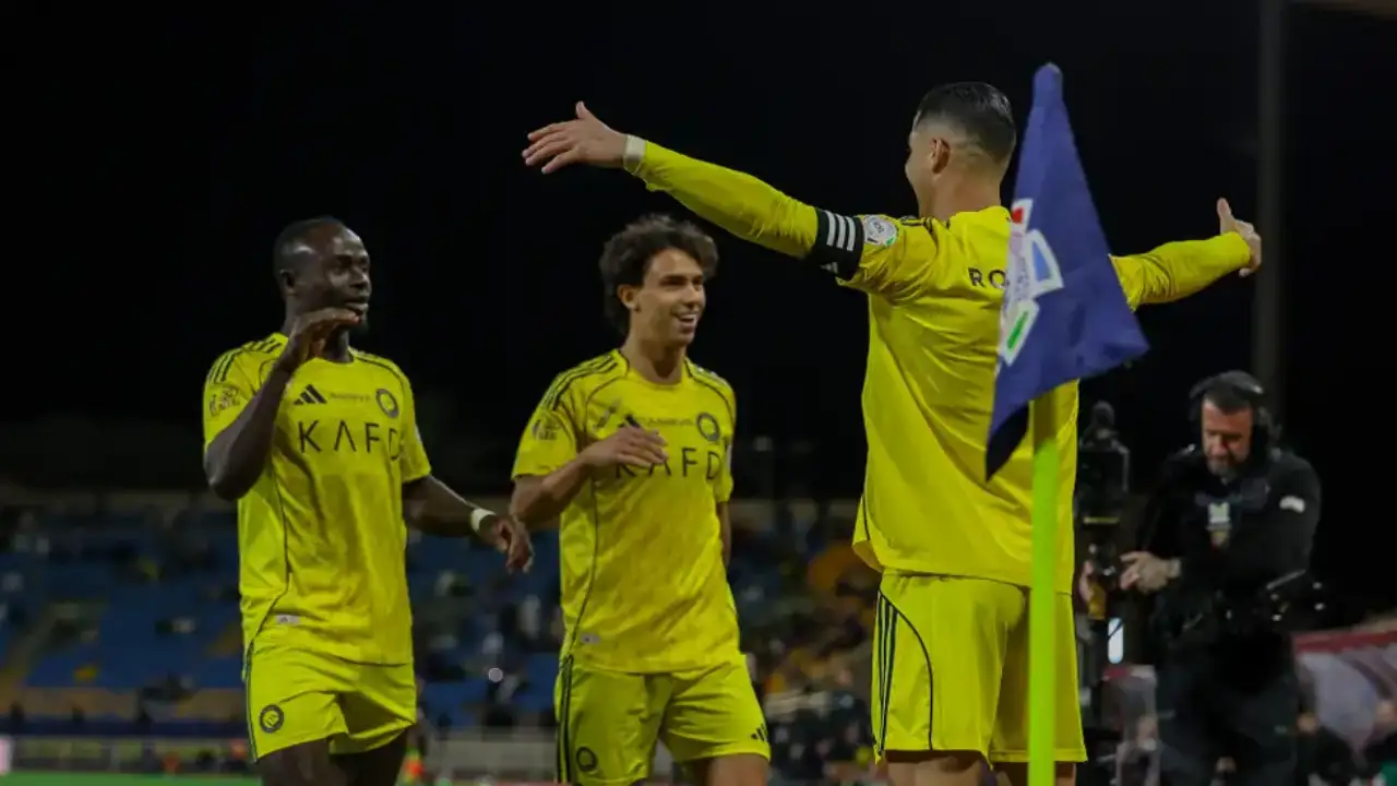 بالفيديو النجمة ضد النصر: رونالدو يسجل ويصنع والنصر يتصدر بخماسية في بريدة