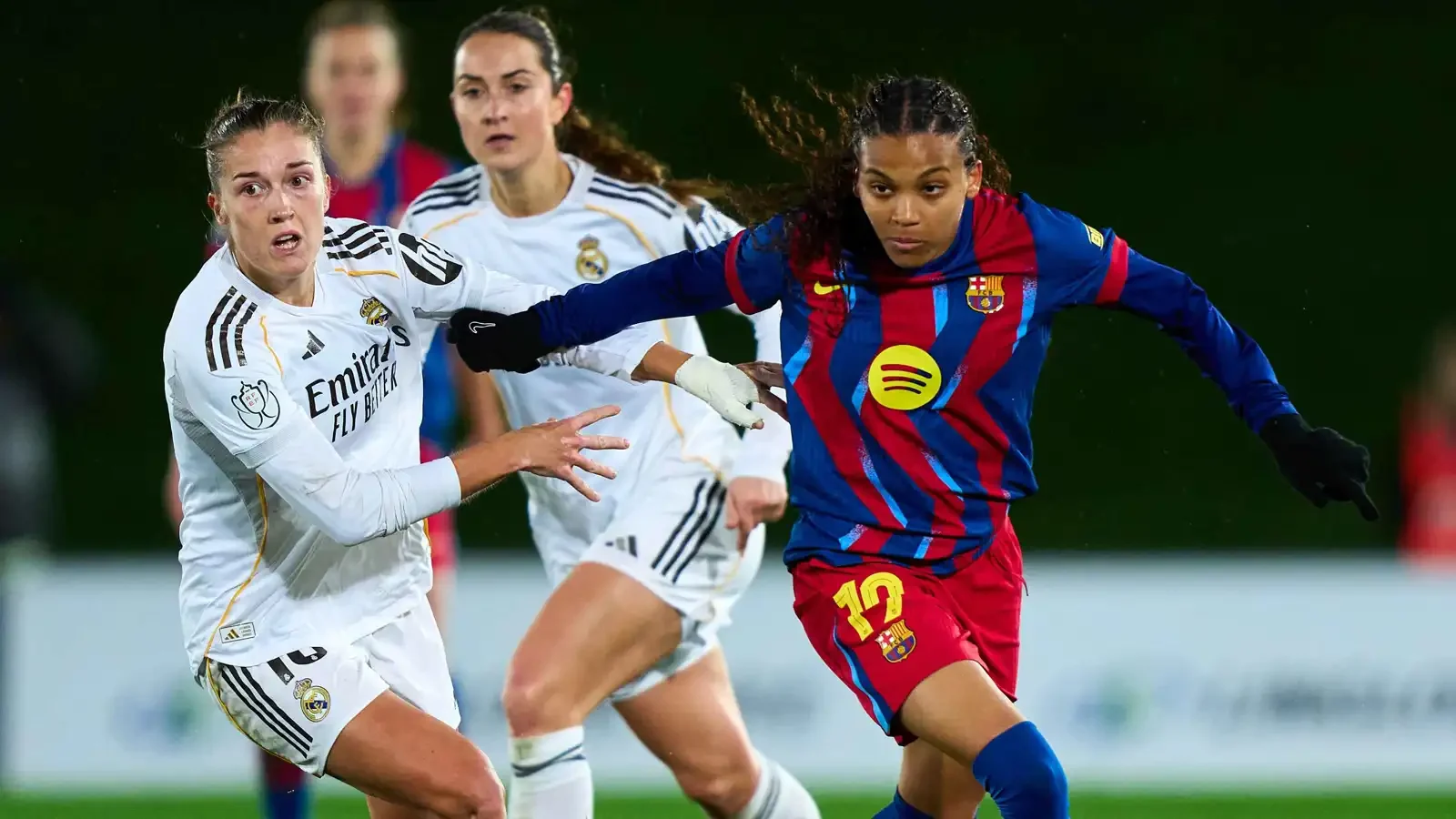 كلاسيكو أوروبا للسيدات: موعد قمة ريال مدريد ضد برشلونة، التشكيل، والقنوات والبث في ربع النهائي