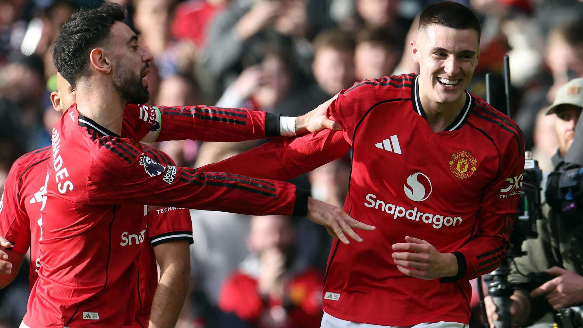 مانشستر يونايتد يقتحم المركز الثالث بفوز مثير على كريستال بالاس