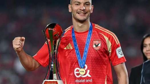 إعارة أشرف داري إلى كالمار السويدي.. كواليس رحيل مدافع الأهلي