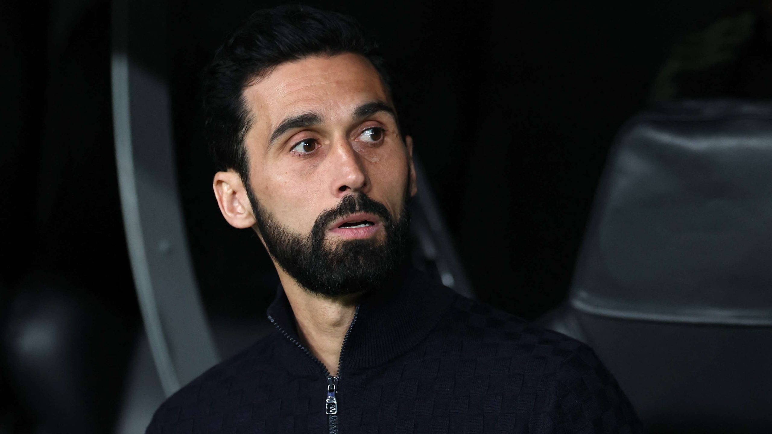 زلزال في غرفة ملابس ريال مدريد: اللاعبون يصفون أربيلوا بـ”المبتدئ” والإدارة تبحث عن بديل