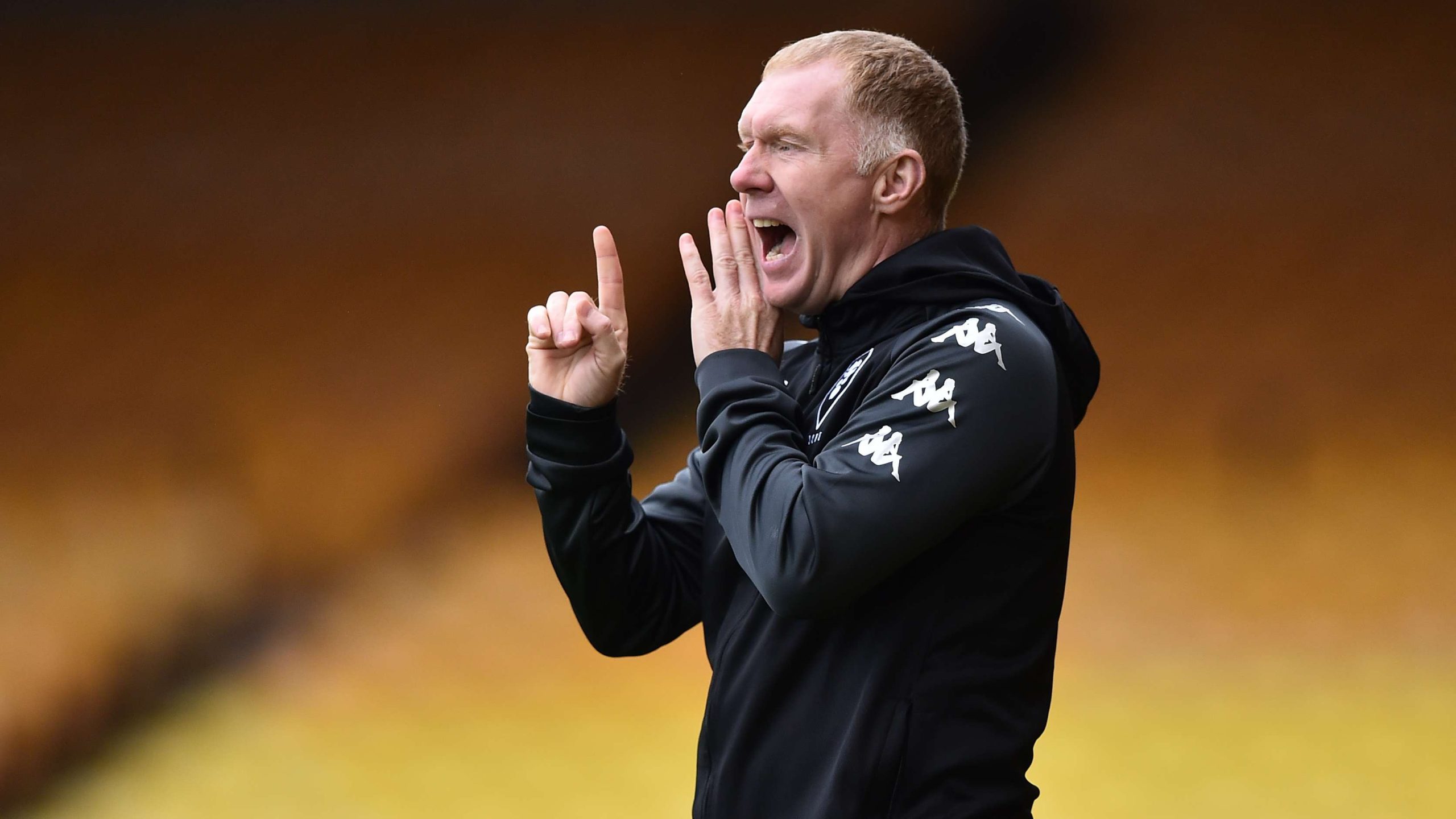 سكولز يشن هجوماً لاذعاً على كاريك بعد تعثر مانشستر يونايتد أمام نيوكاسل