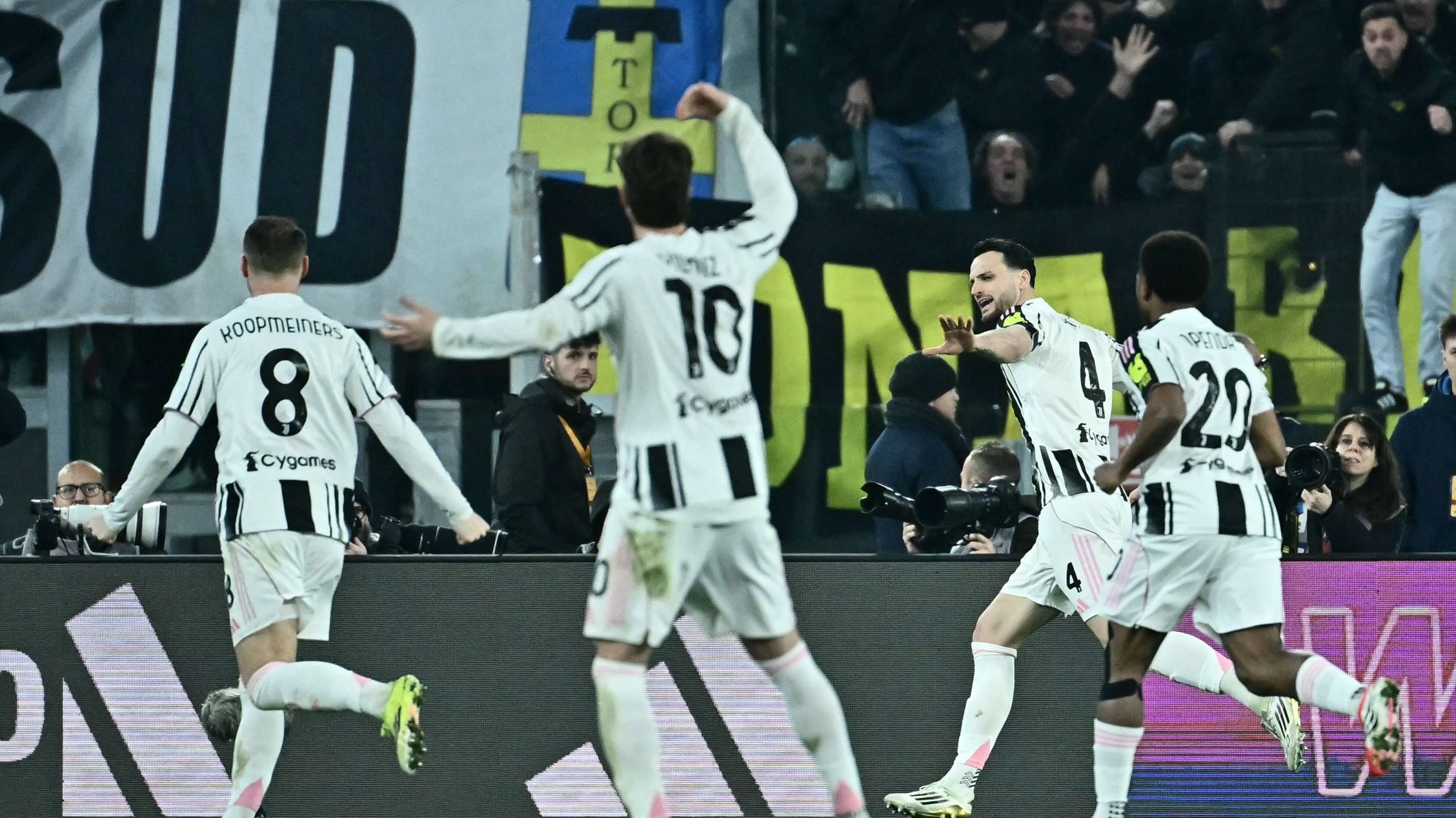 يوفنتوس يخطط لثورة ميركاتو كبرى: 3 نجوم من العيار الثقيل وشرط وحيد للحسم