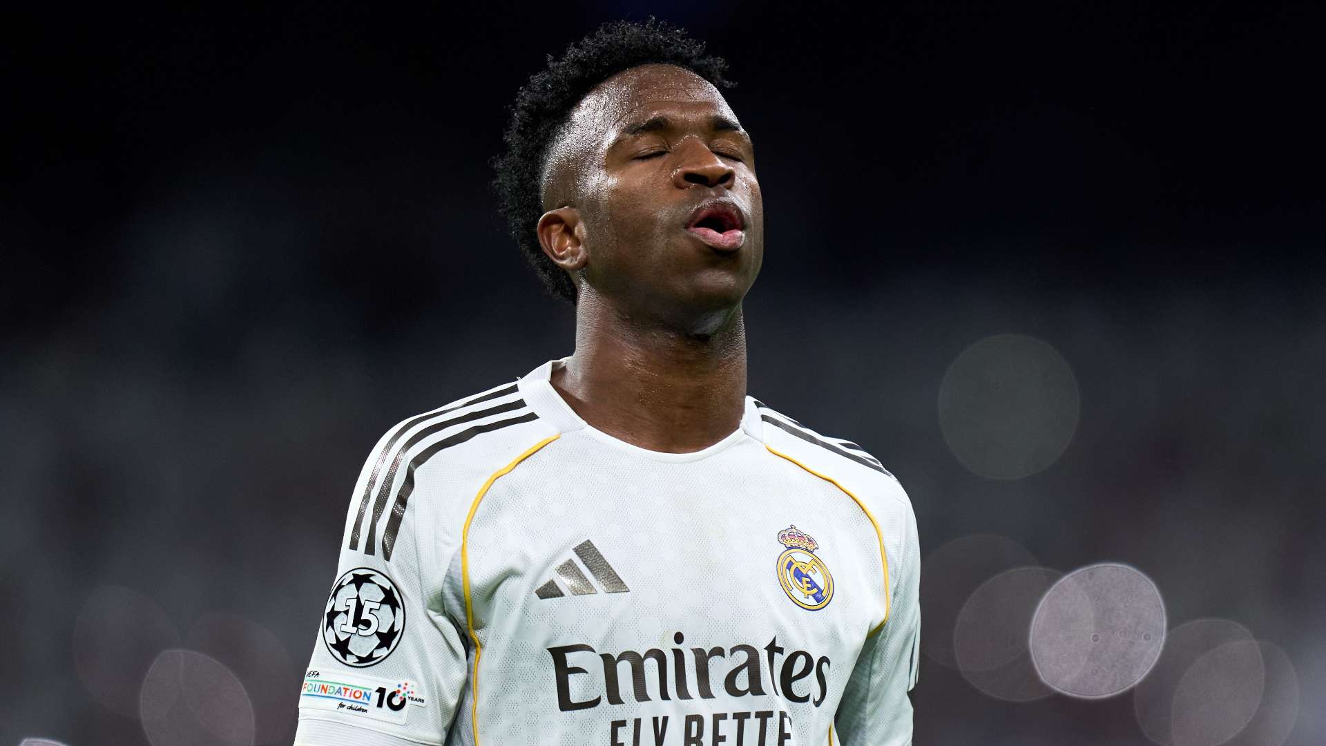 مارك بيرنال.. “القطعة المفقودة” التي عثر عليها فليك لترميم وسط برشلونة